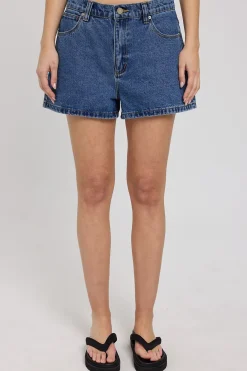 95 Baggy Denim Short Bella