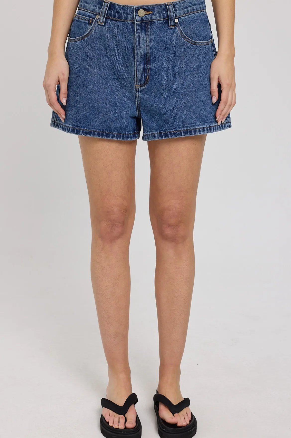 95 Baggy Denim Short Bella