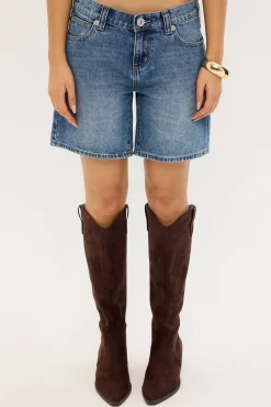 99 Boyfriend Short Bebe