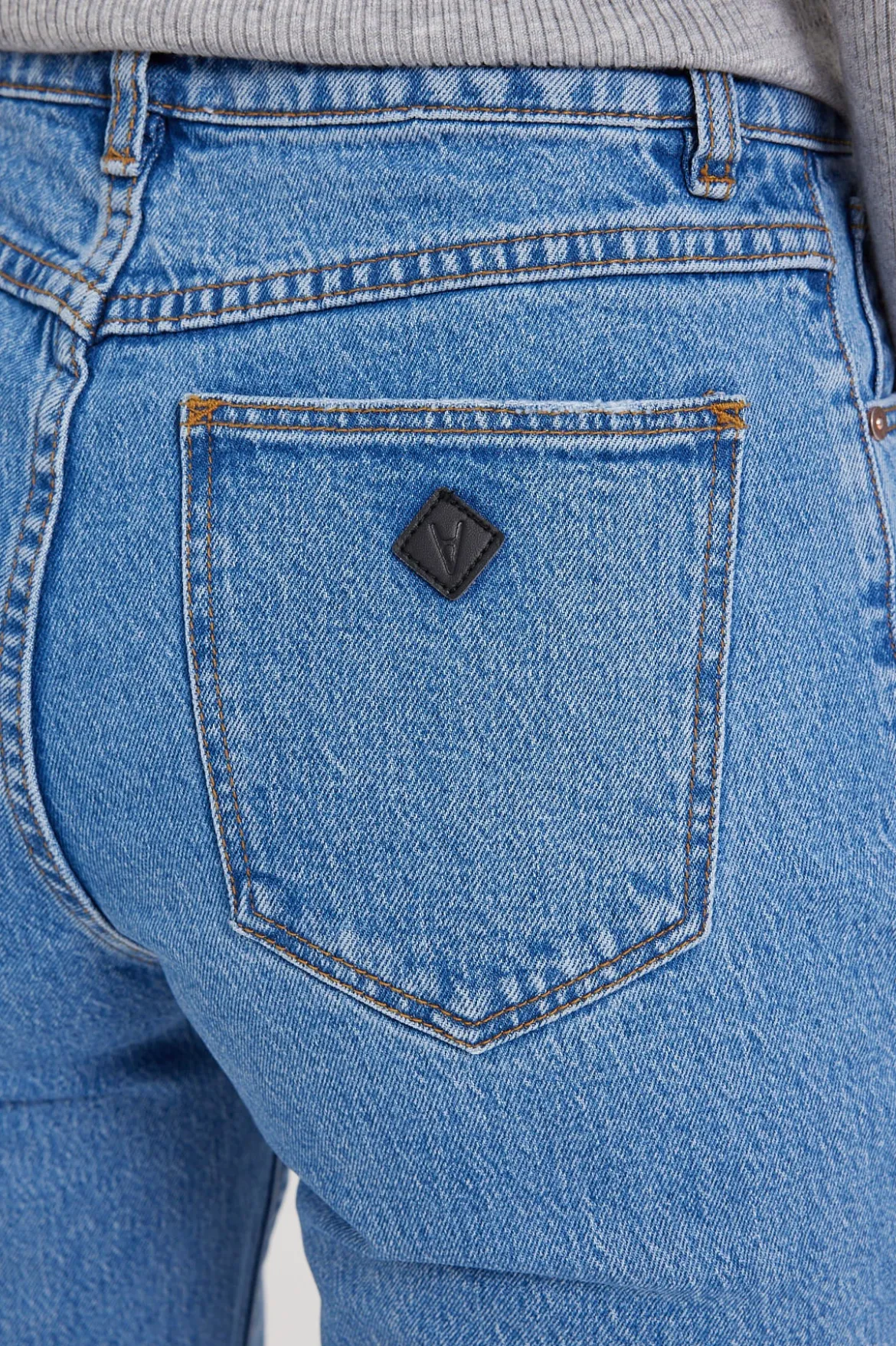 94 High Waisted Straight Jean Parker Organic Blue