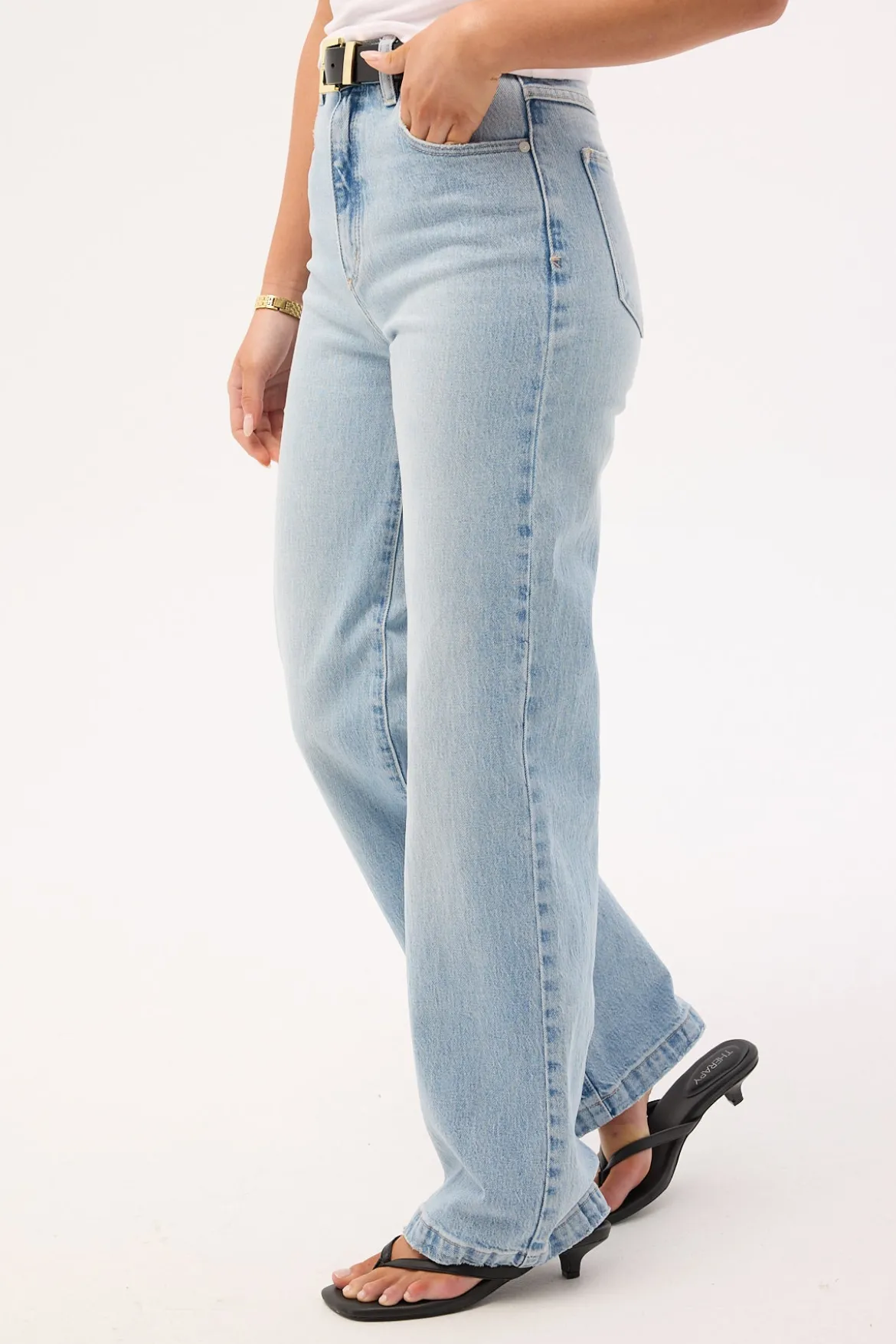 94 High Waisted Wide Jean Light Vintage Indigo