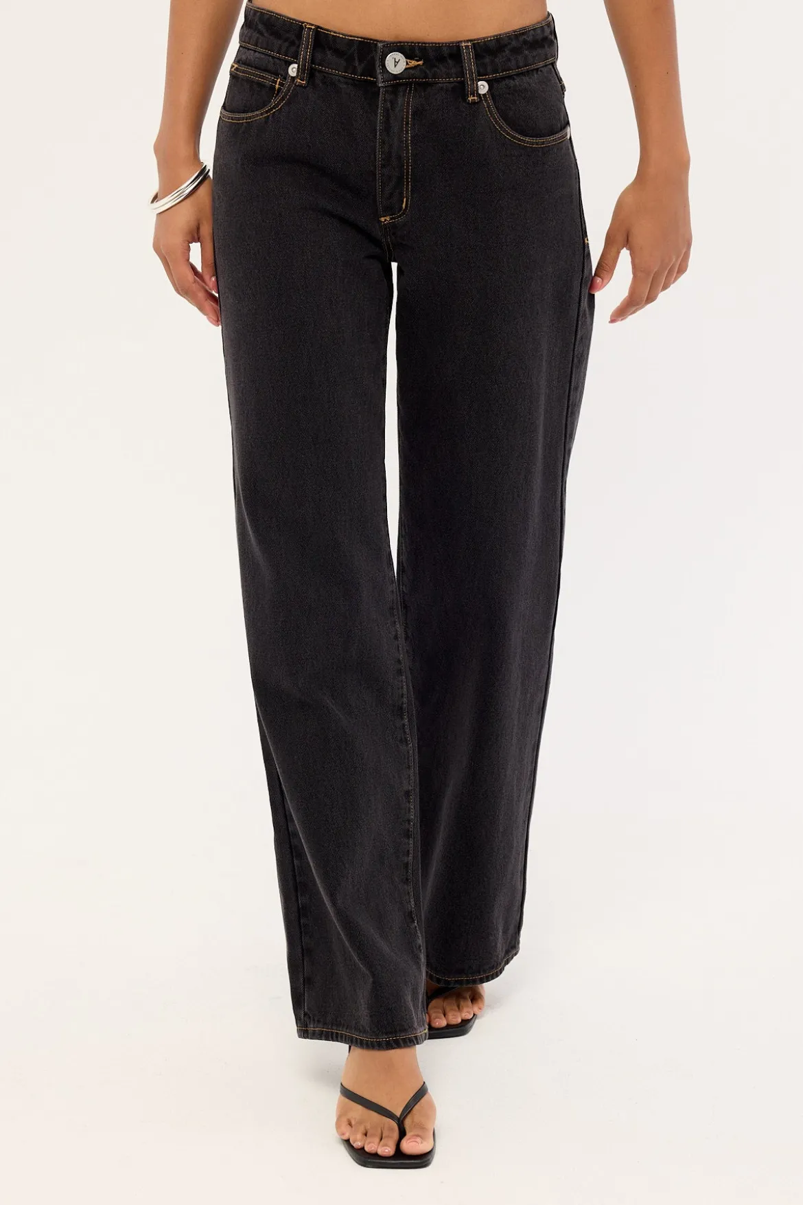 99 Low Baggy Jean Lucy Black RCY