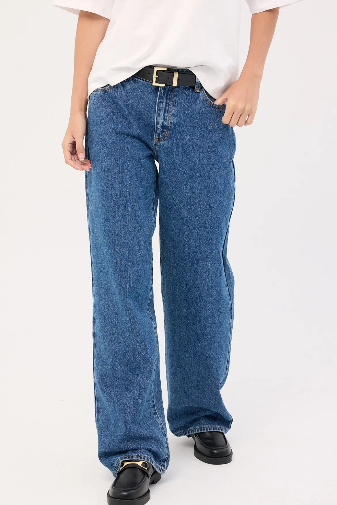 99 Low Rise Baggy Jean Bella Mid Blue