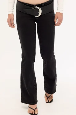 00 Low Skinny Flare Kick Jean Brie Black