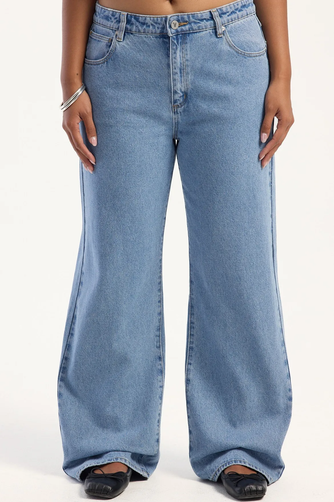 95 Mid Rise Baggy Jean Gigi Blue