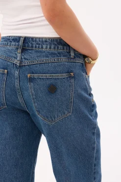 95 Mid Rise Baggy Petite Jean Bella Blue