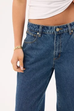 95 Mid Rise Baggy Petite Jean Bella Blue