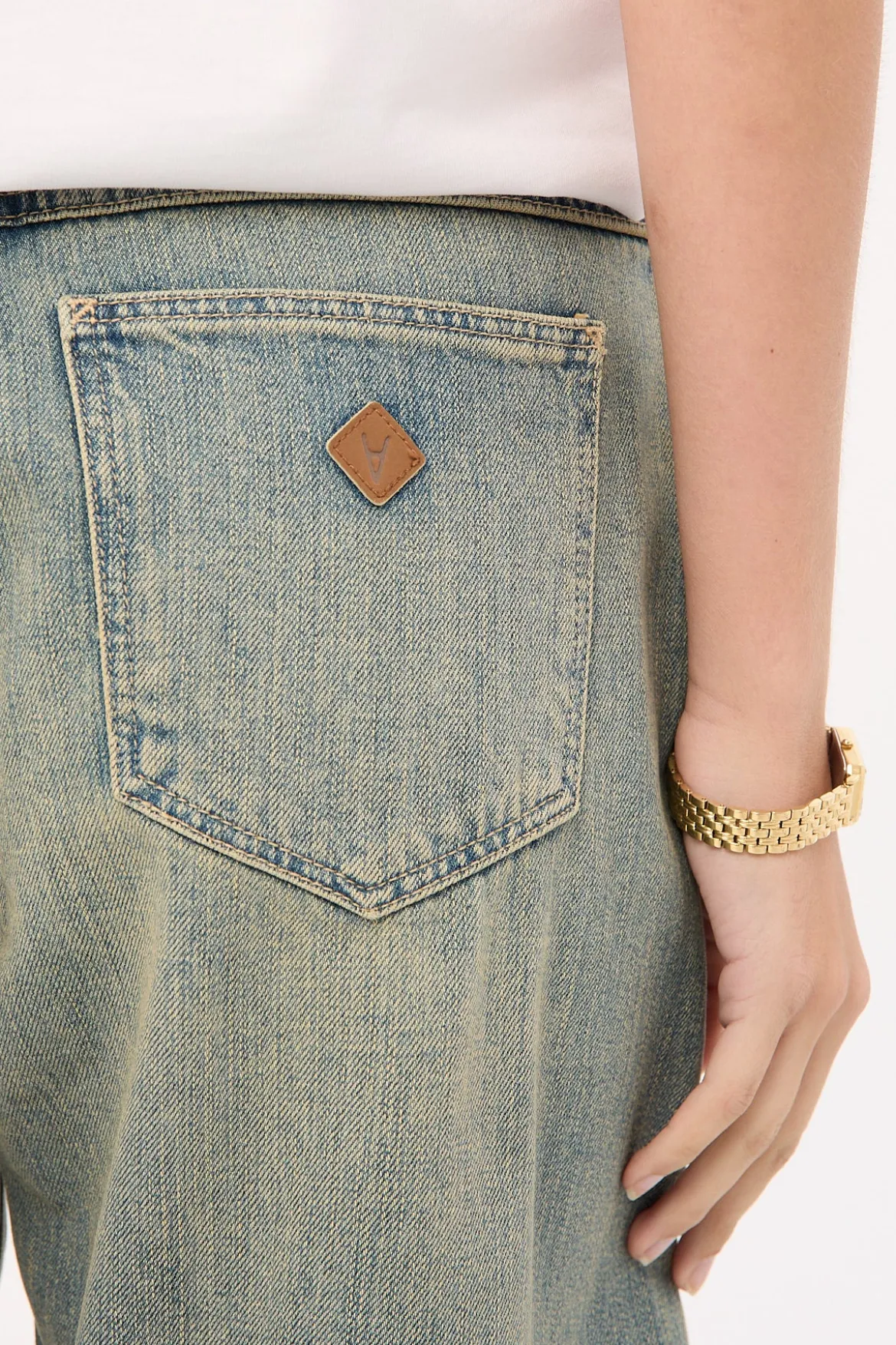 95 Super Baggy Jort Roxie