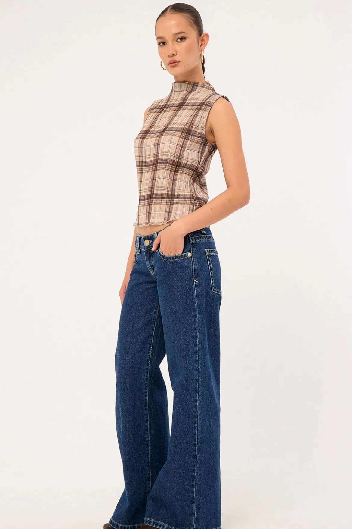 00 Wide Low Rise Jean Tara Indigo