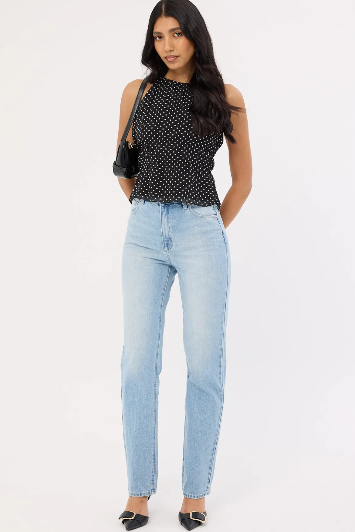A 94 High Straight Jean Gia Blue Organic