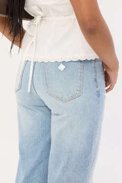 A 94 High Waisted Wide Jean Jessie Blue