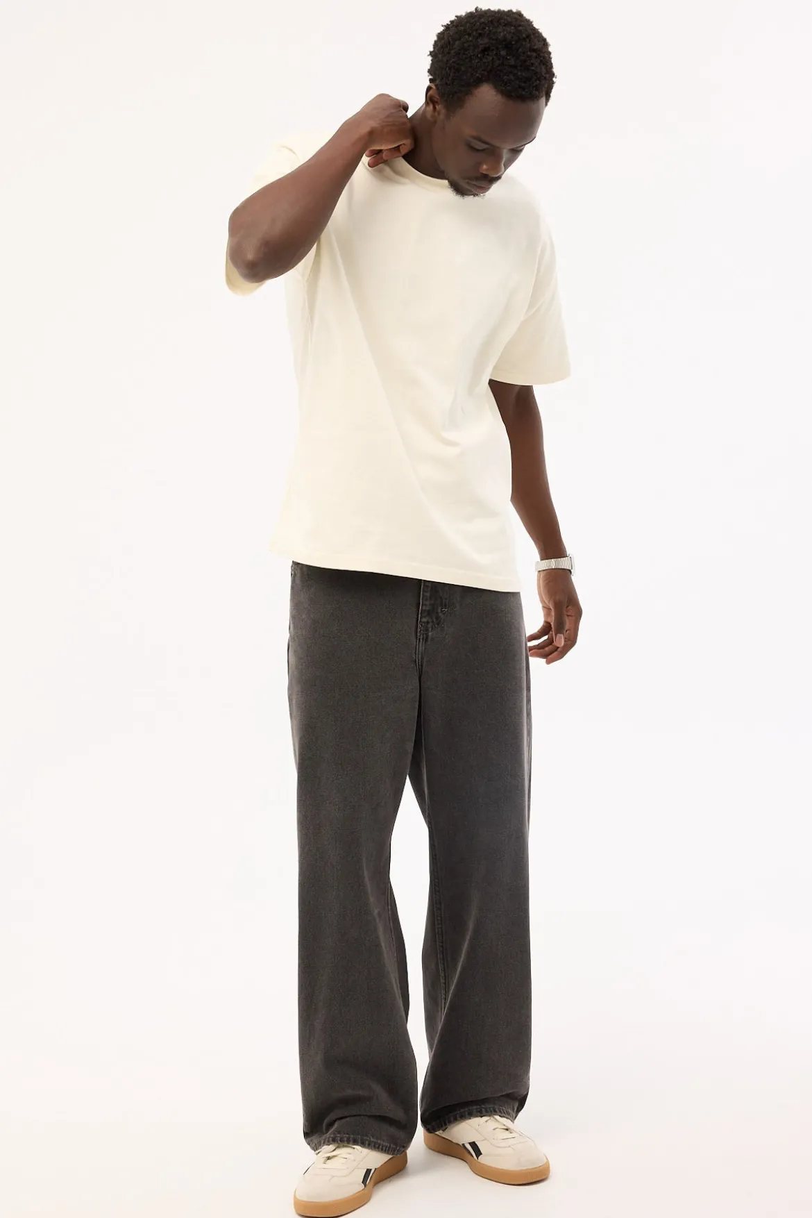 A6 Big Baggy Bazza Jean Washed Black
