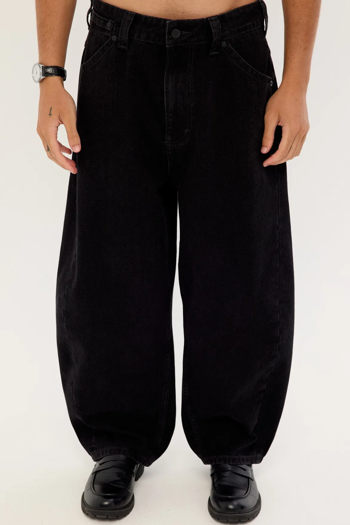 A6 Big Cocoon Jean Skyler Washed Black