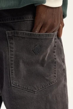 A3 Crop Jean Bazza Washed Black