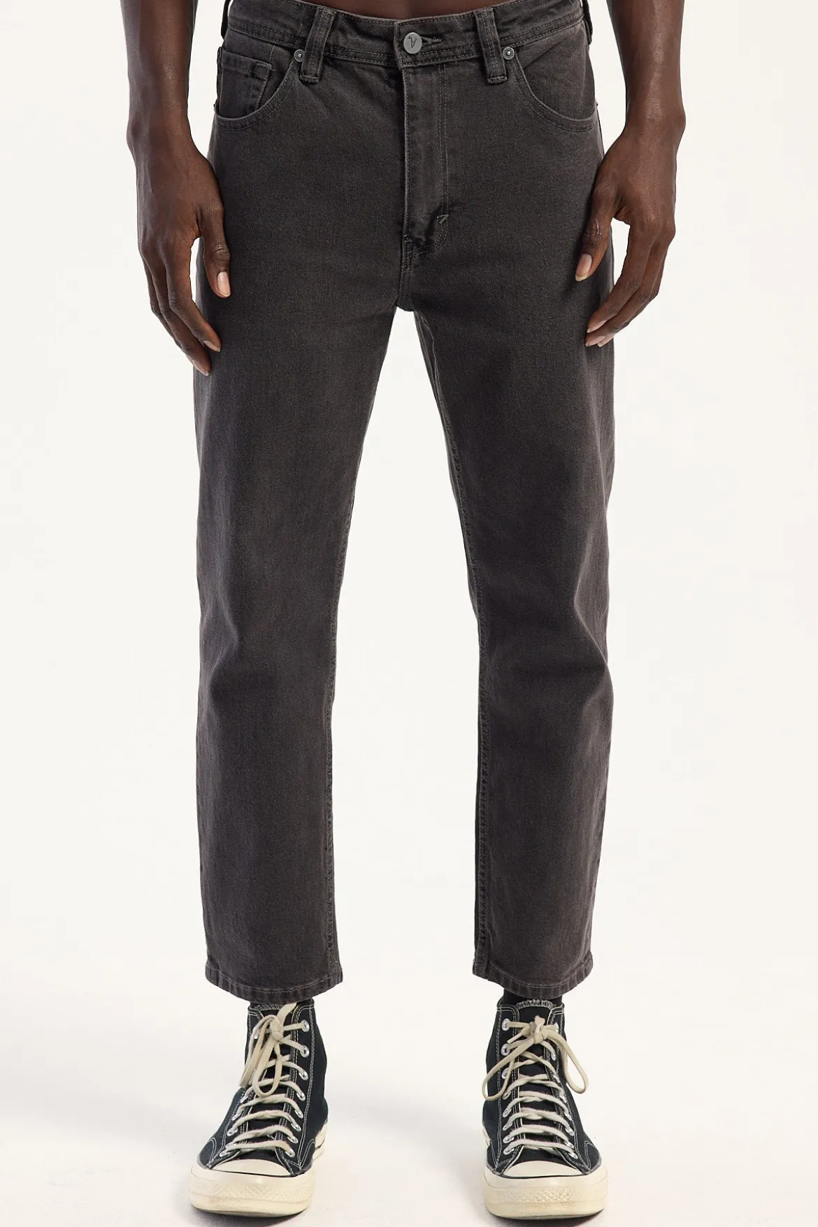 A3 Crop Jean Bazza Washed Black