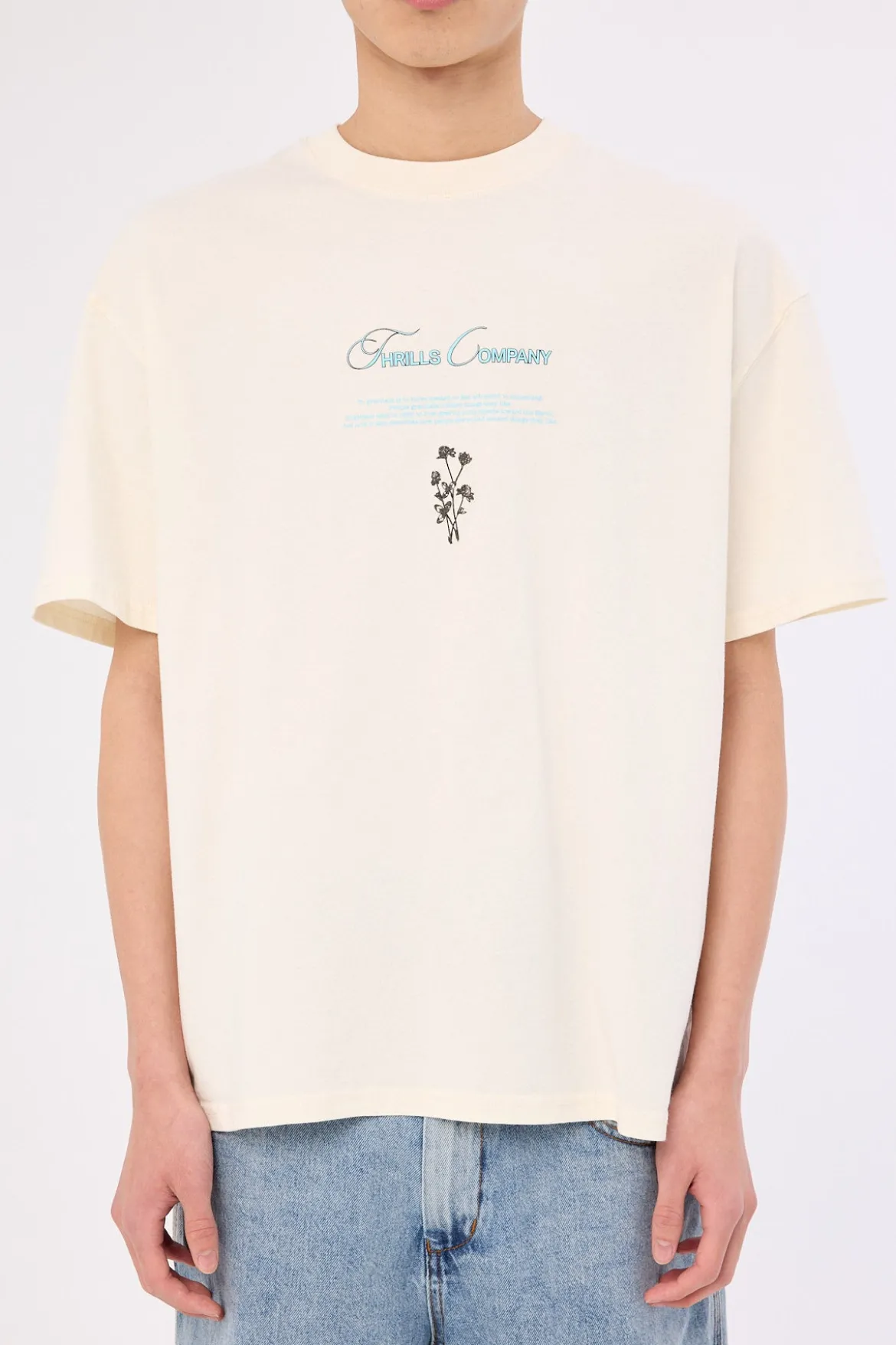 Adaption to Gravitation Box Fit Oversize Tee Snow White