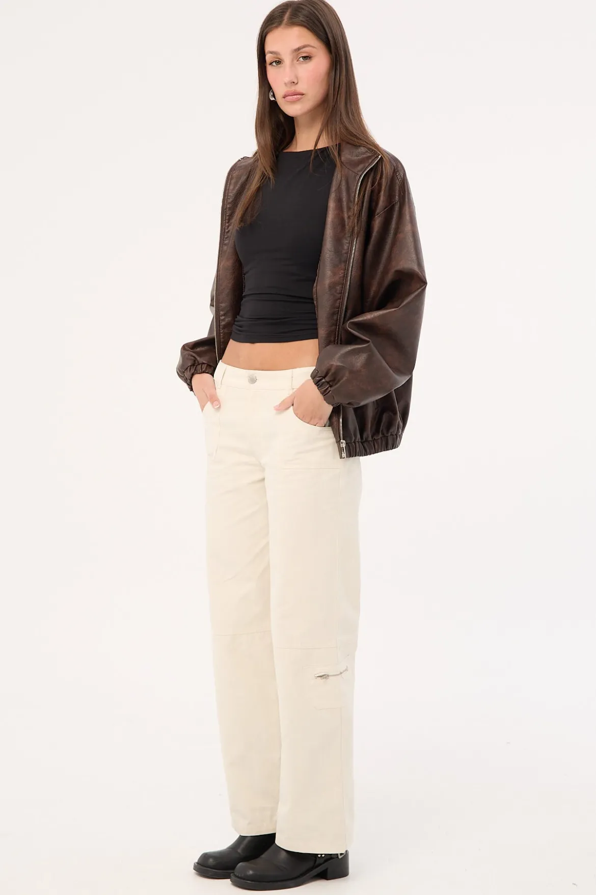 Aesha Low Rise Cargo Pant Stone