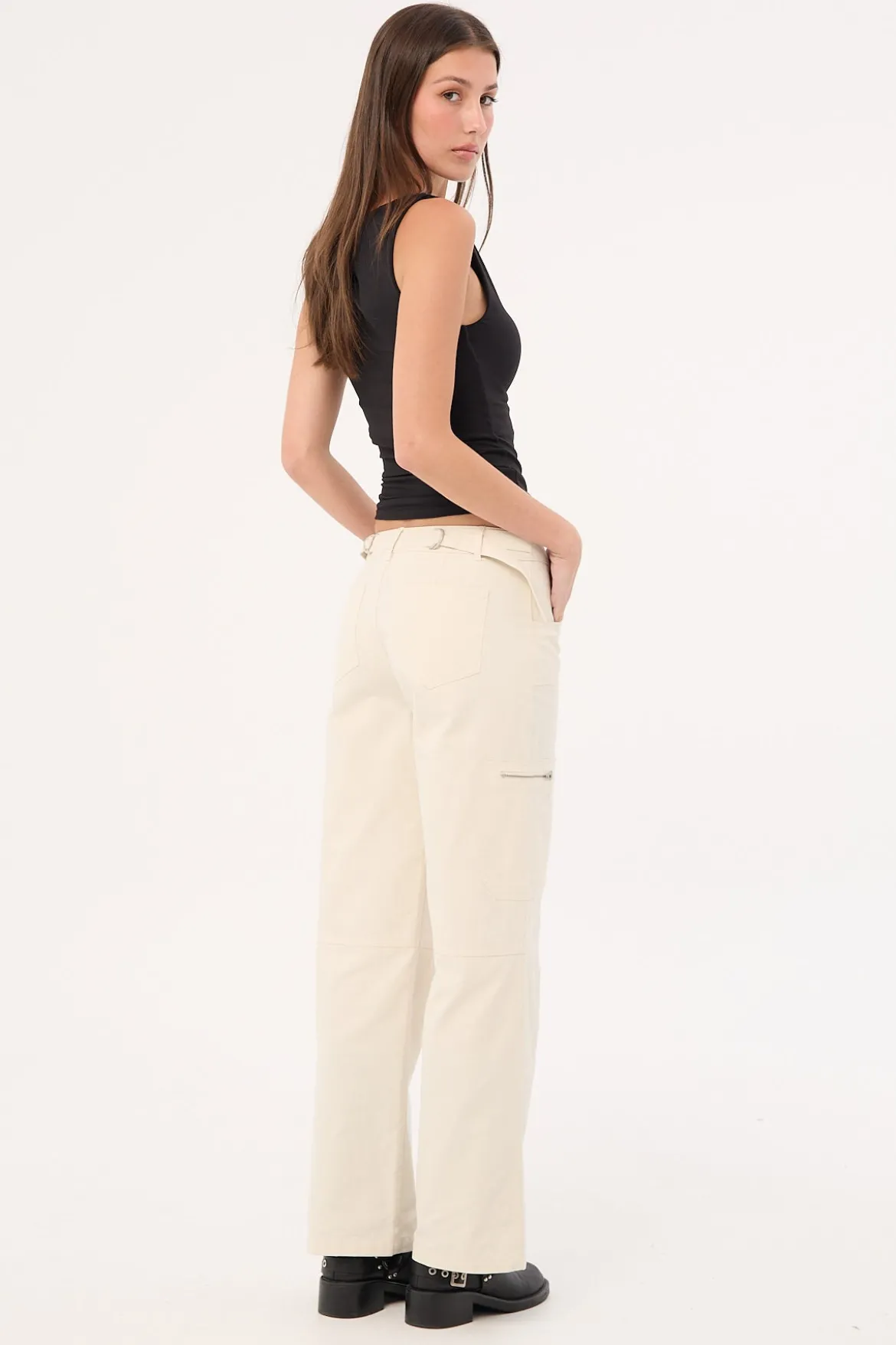 Aesha Low Rise Cargo Pant Stone