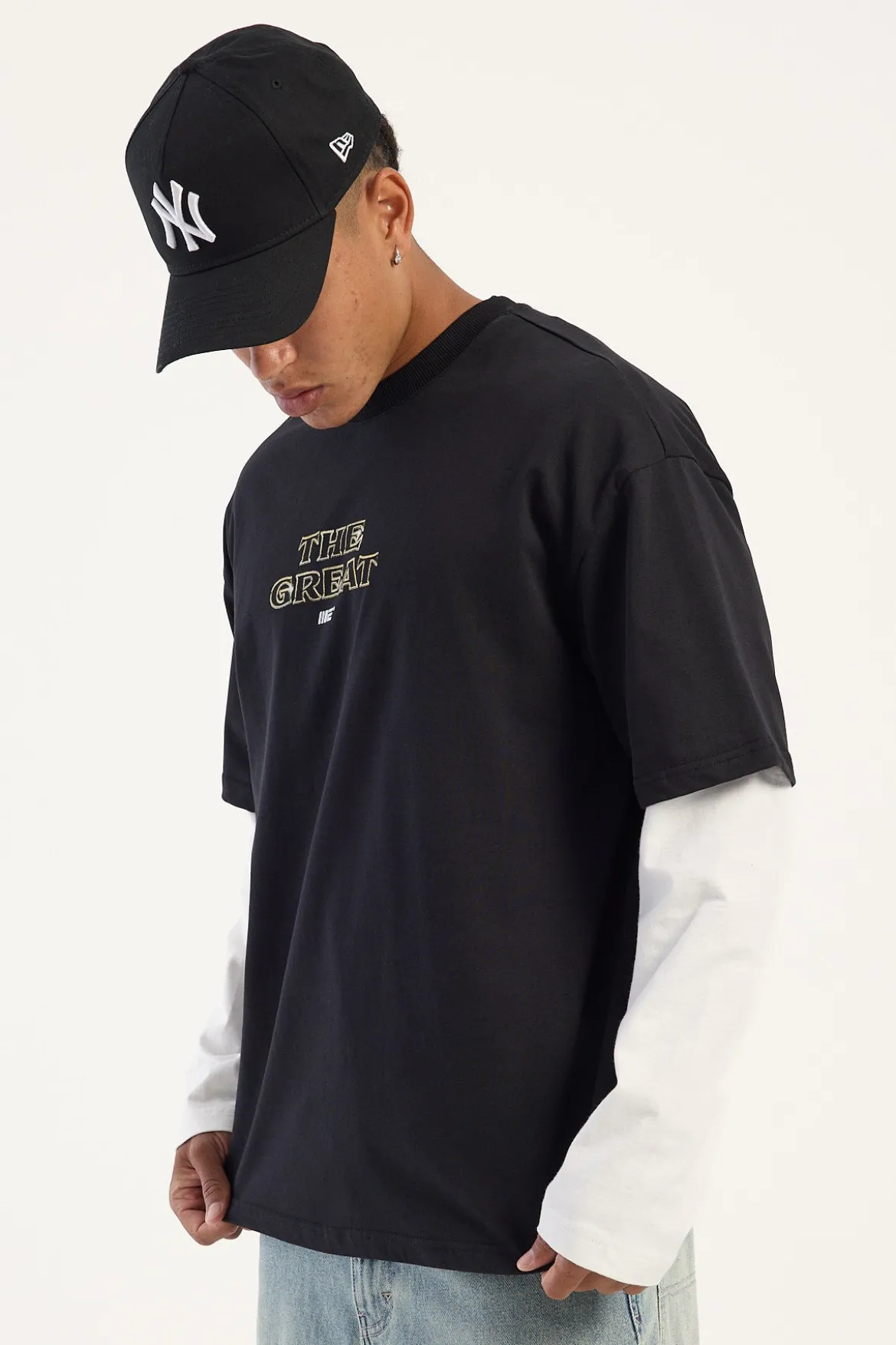 Alexander Volkanovski 2 Time Vintage Tee Black