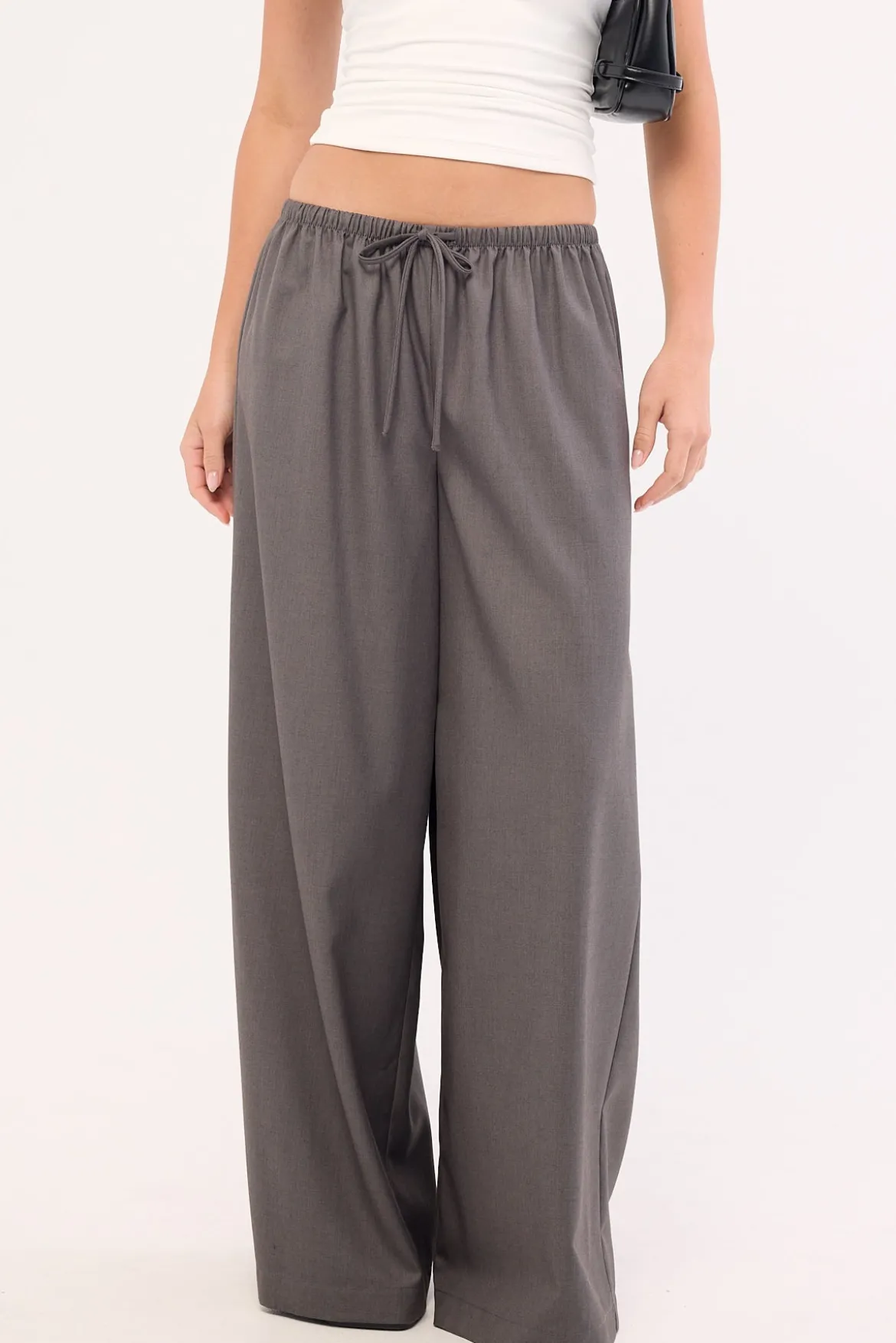 Azalea Mid Rise Pant Charcoal
