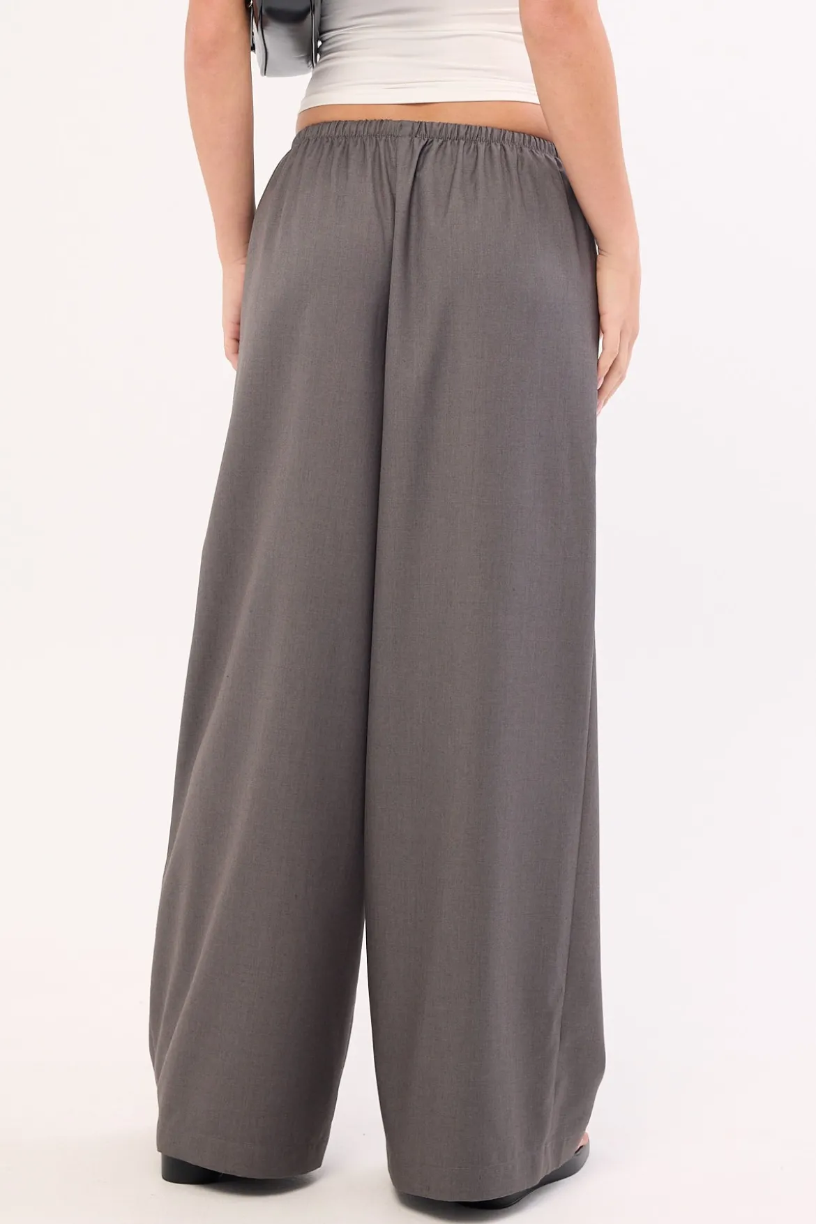 Azalea Mid Rise Pant Charcoal