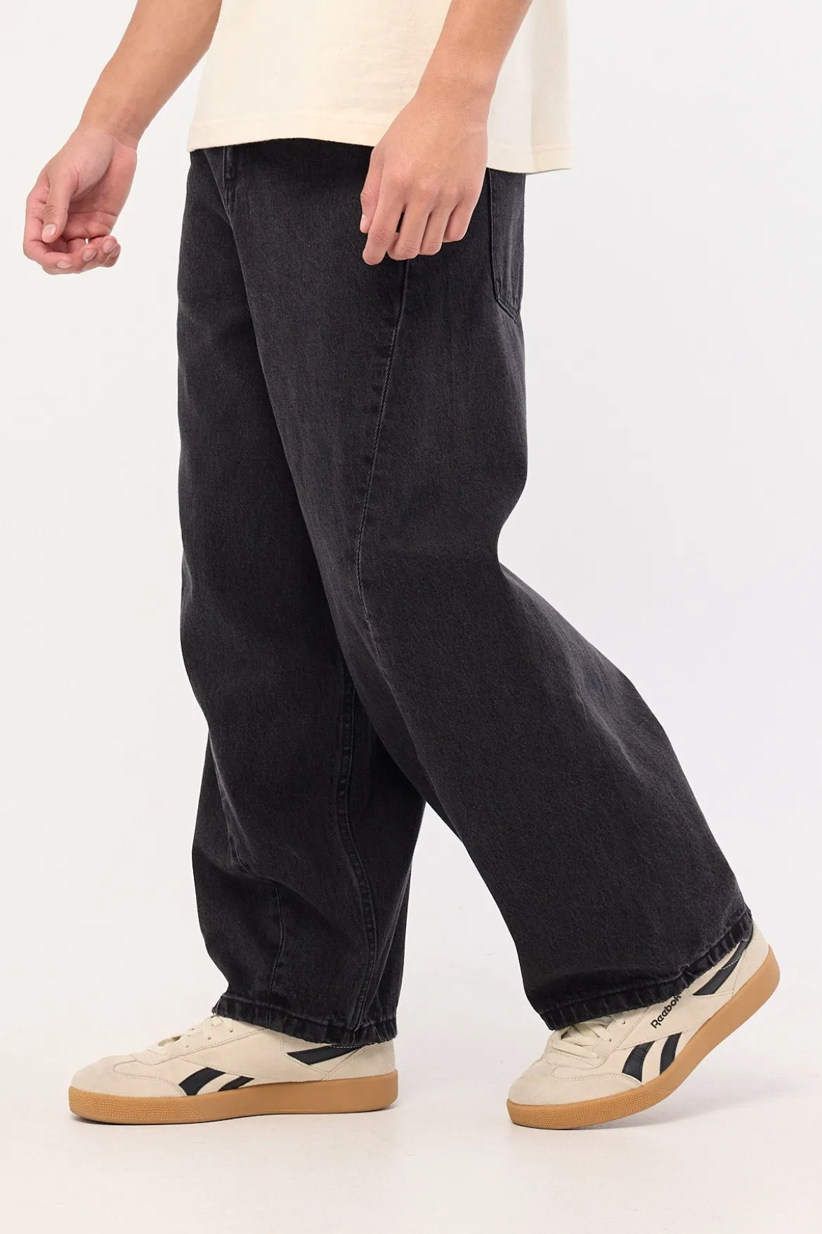 Barrel Leg Denim Jean Aged Black
