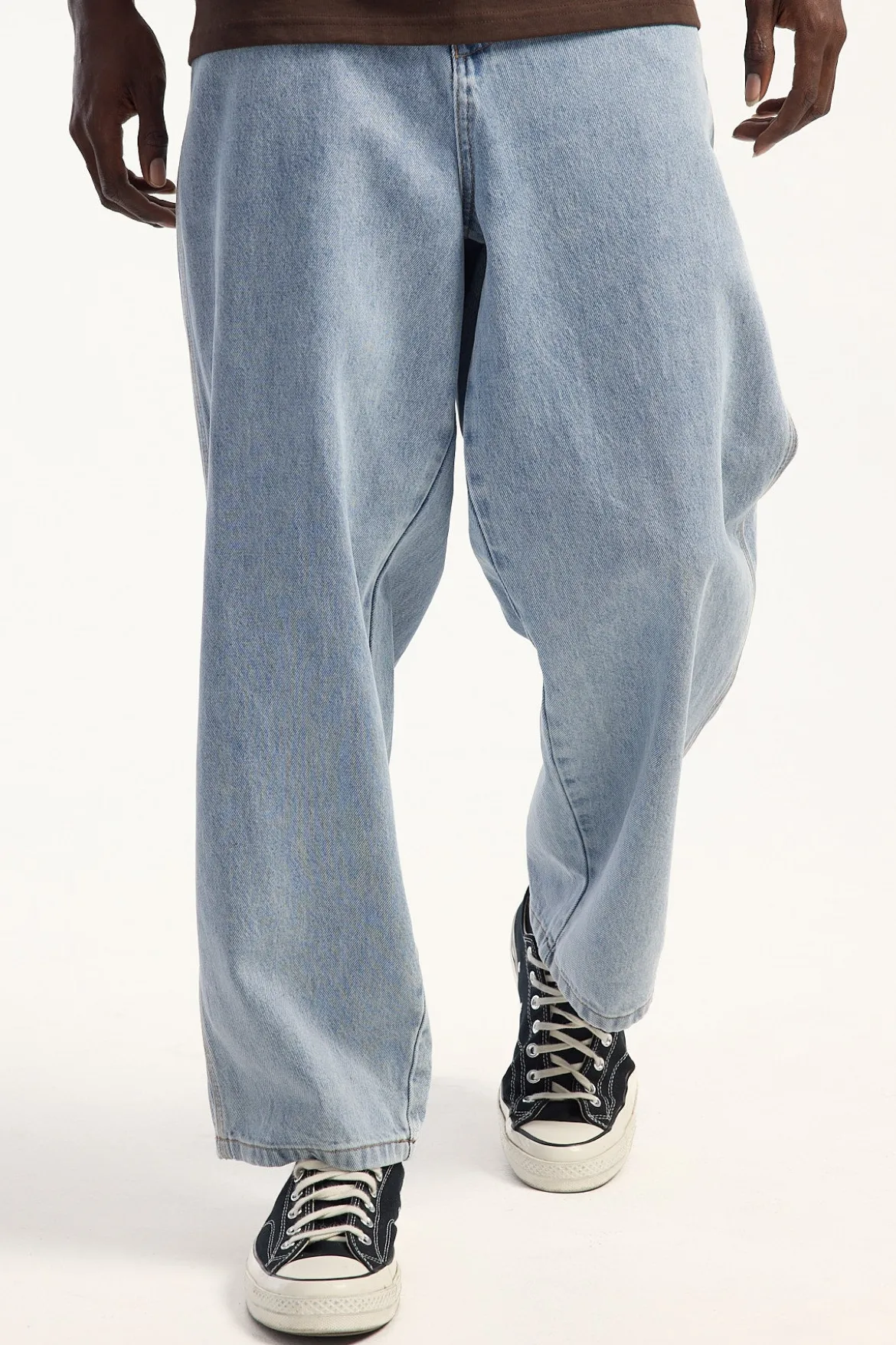 Big Dawgs Baggy Jean Worn Blue