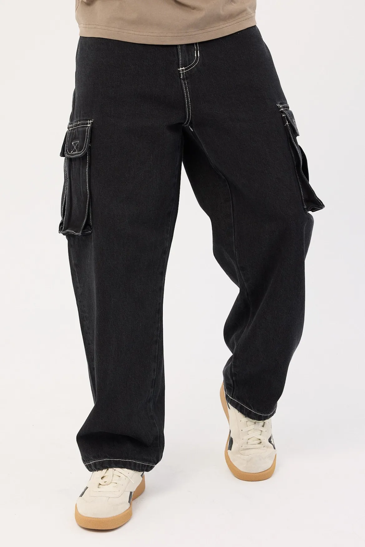 Big Slacker Denim Cargo Jean Aged Black