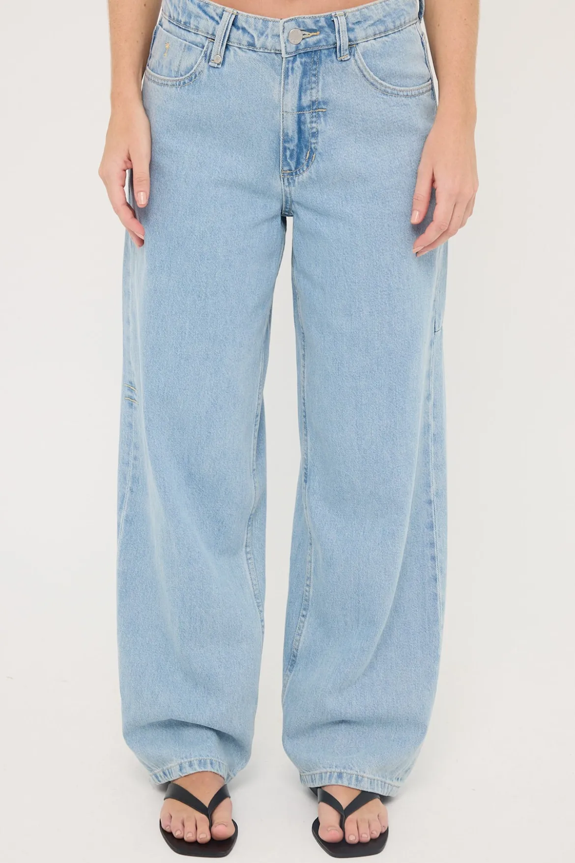 Billie Low Ambient Connection Embro Jean Ageless Blue