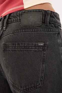 Billie Low Jean Ash Black