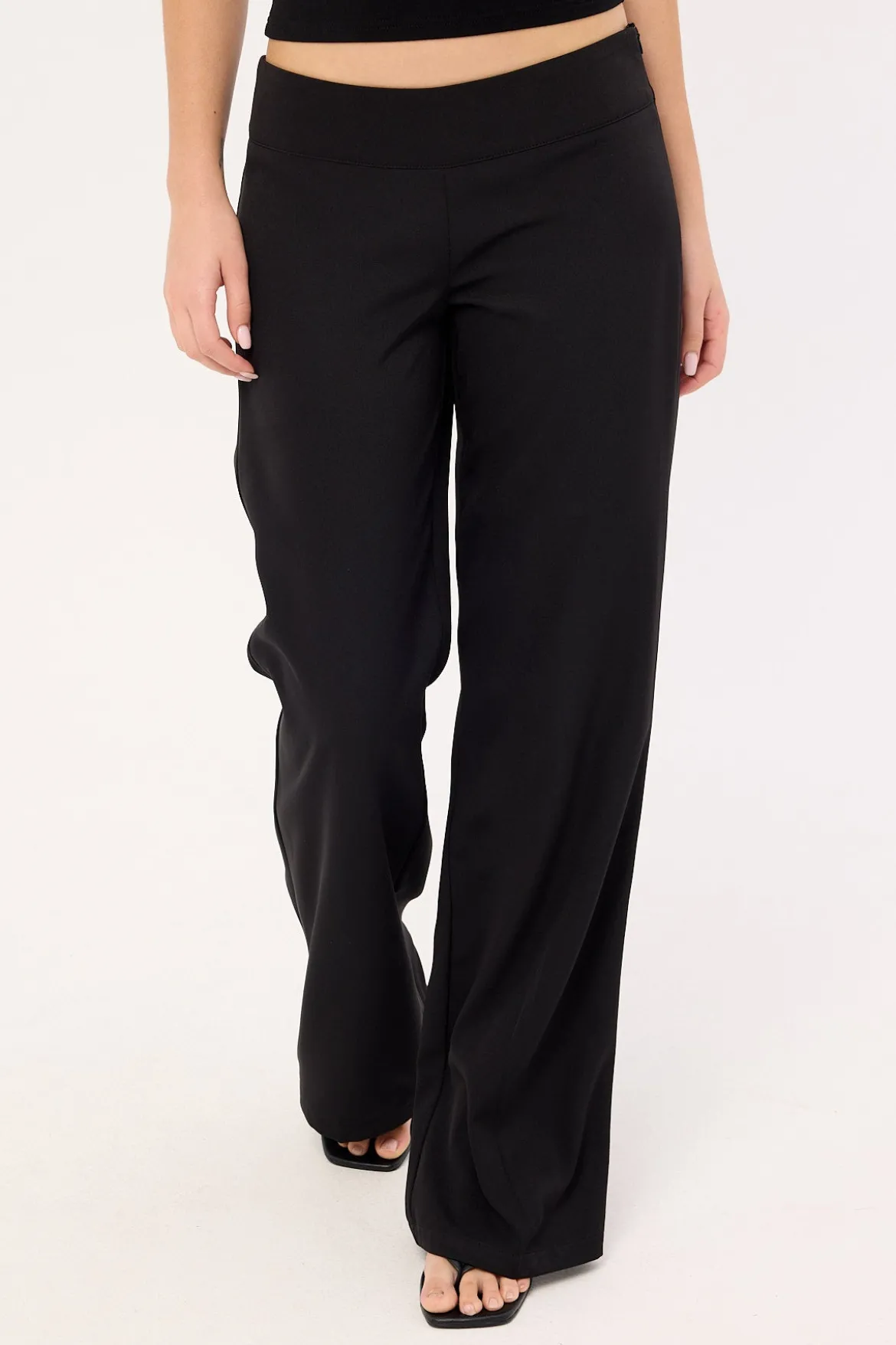 Blair Straight Leg Pant Black