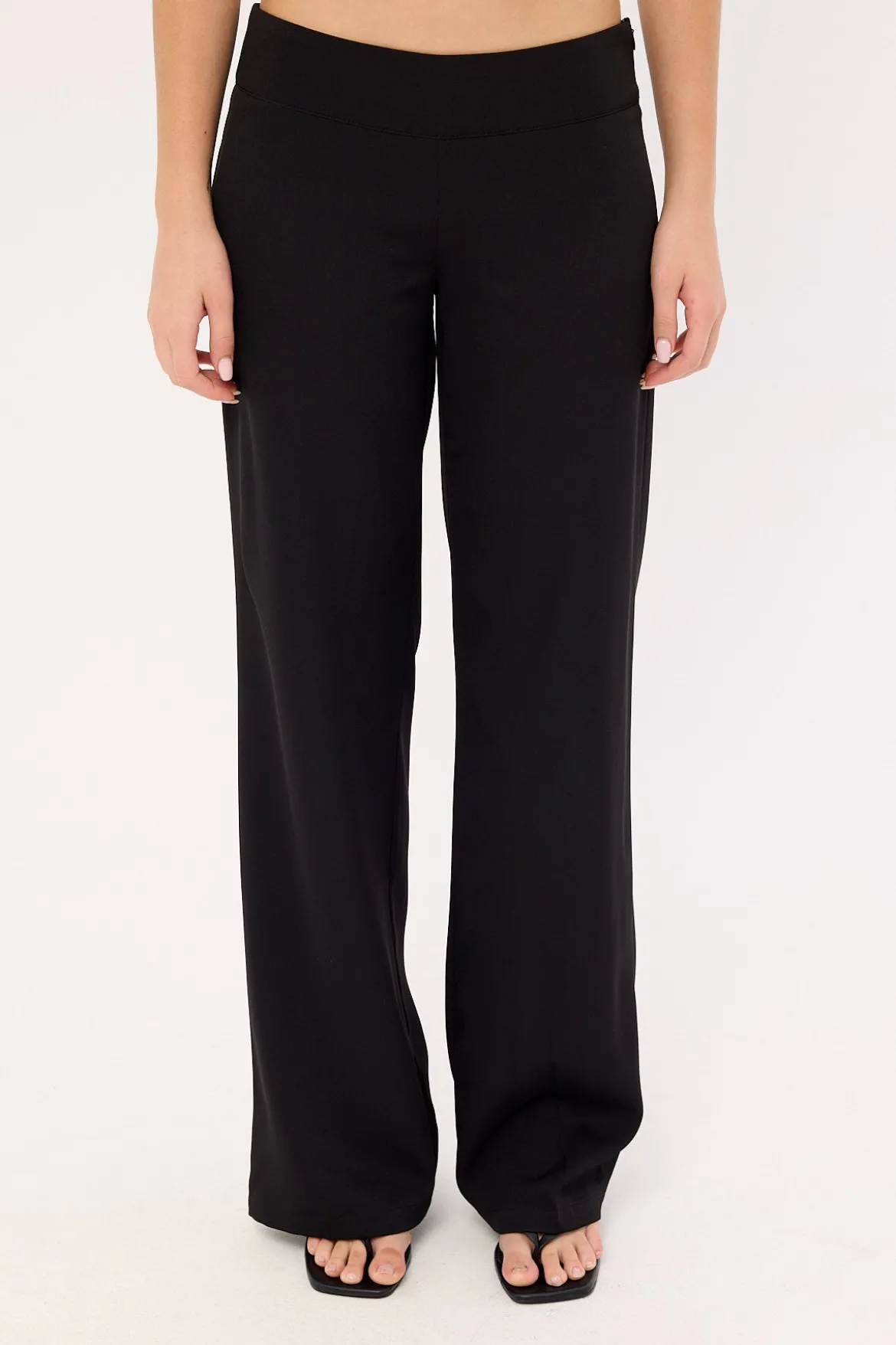 Blair Straight Leg Pant Black