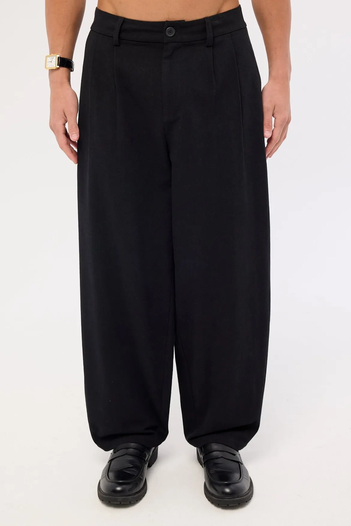 Blanco Linen Pleated Tailored Trouser Black