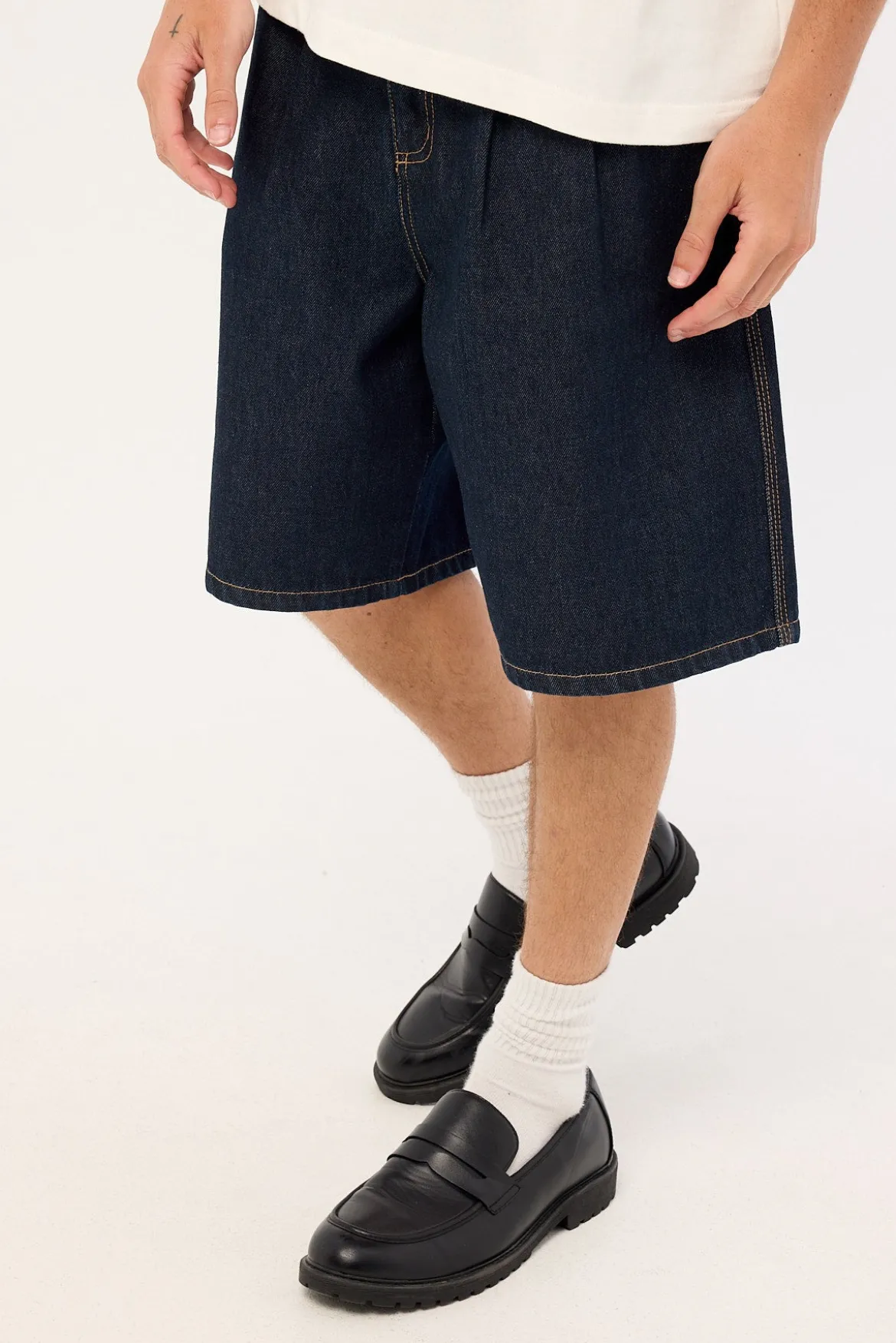 Blanco Pleated Jort Raw Indigo