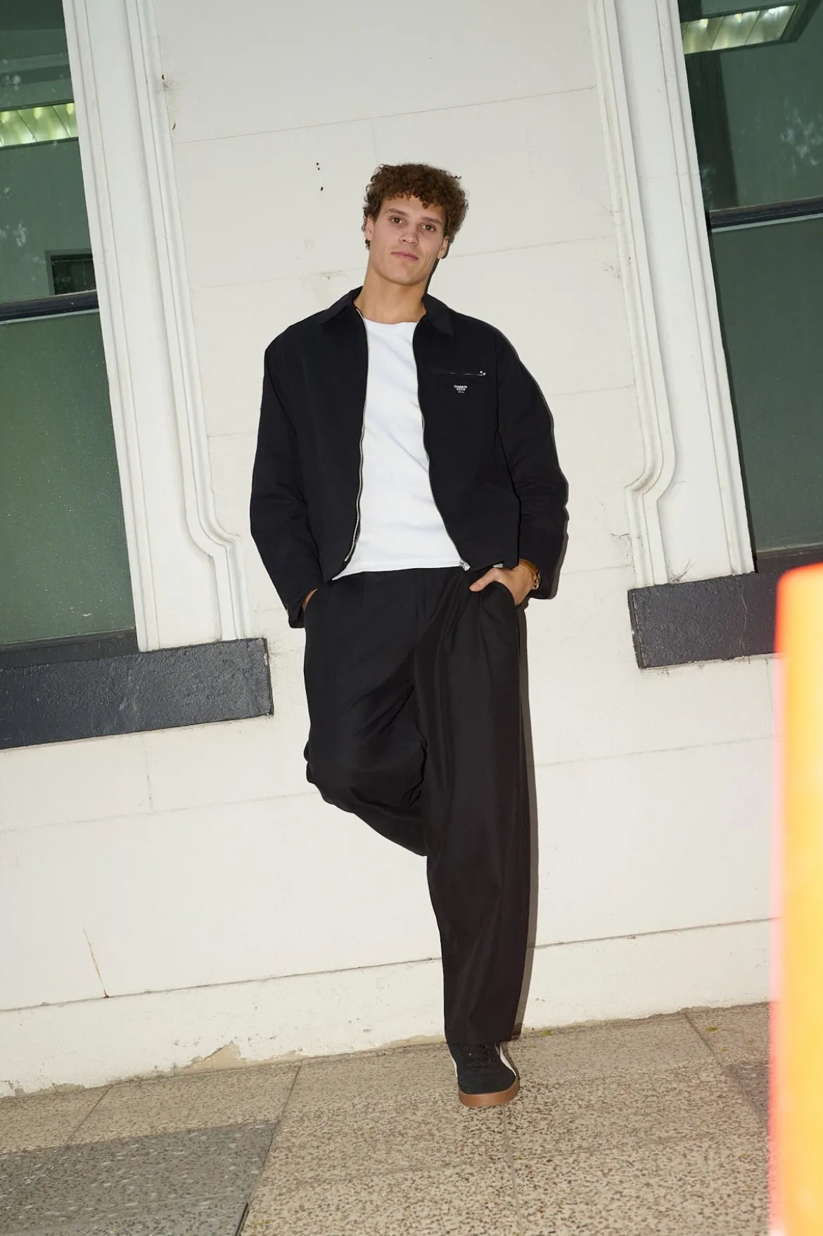 Blanco Pleated Tailored Trouser Black