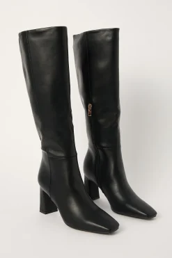 Blythe Boot Black