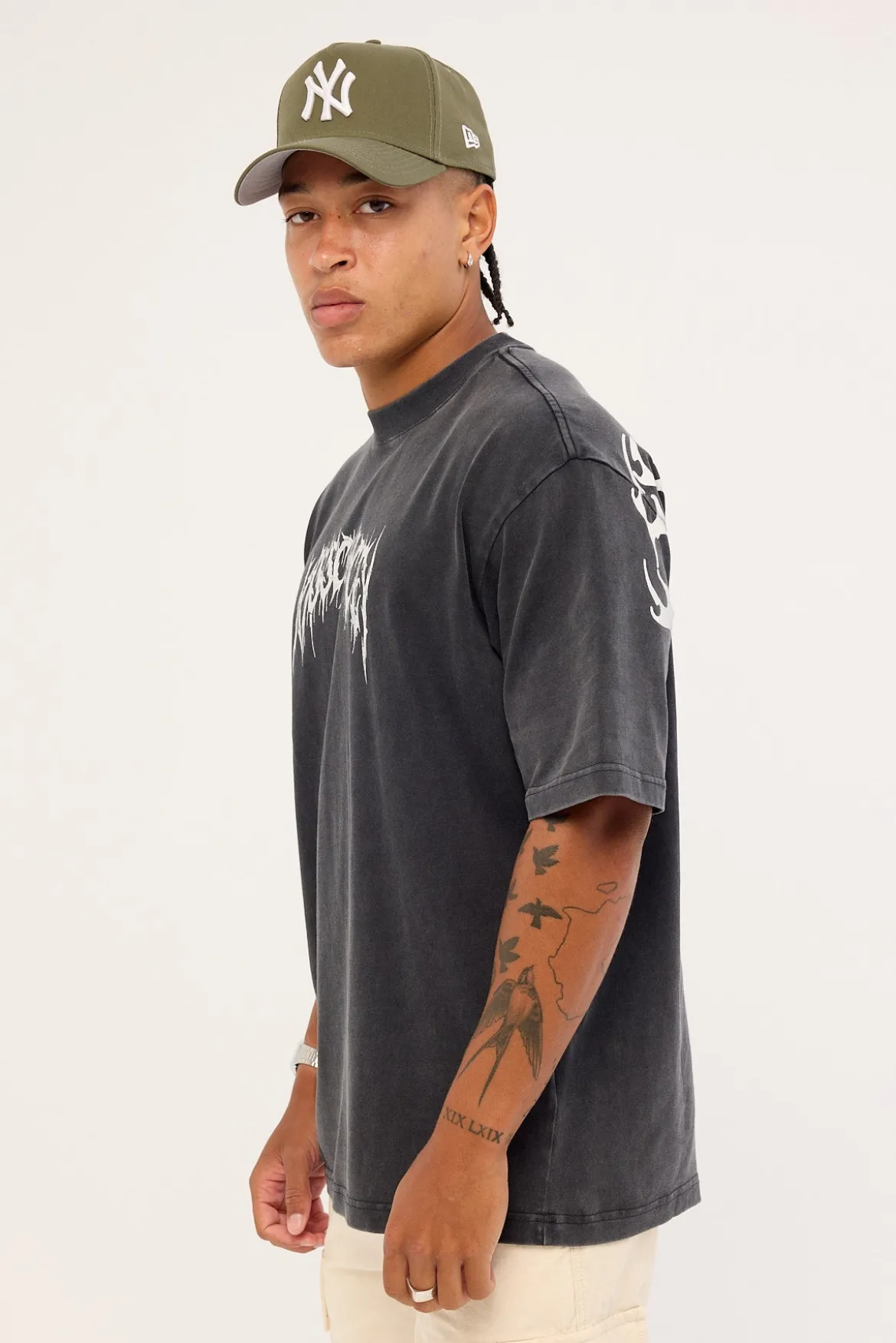 Cagey Oversized Tee Mineral Black
