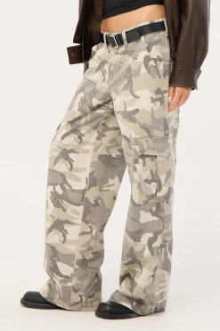 Camo-Mile Low Rise Cargo Pant Camo