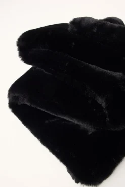 Carmela Faux Fur Scarf Noir