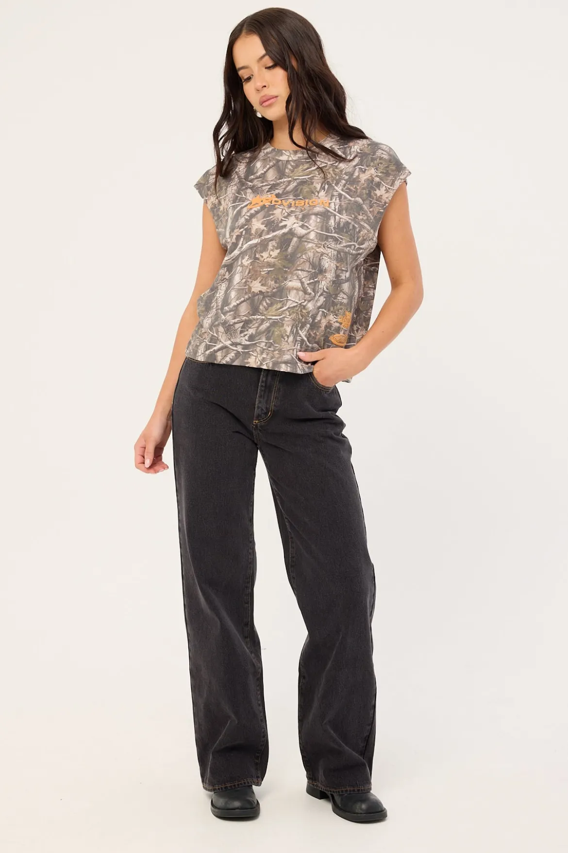 Cena Cropped Muscle Tank Camo