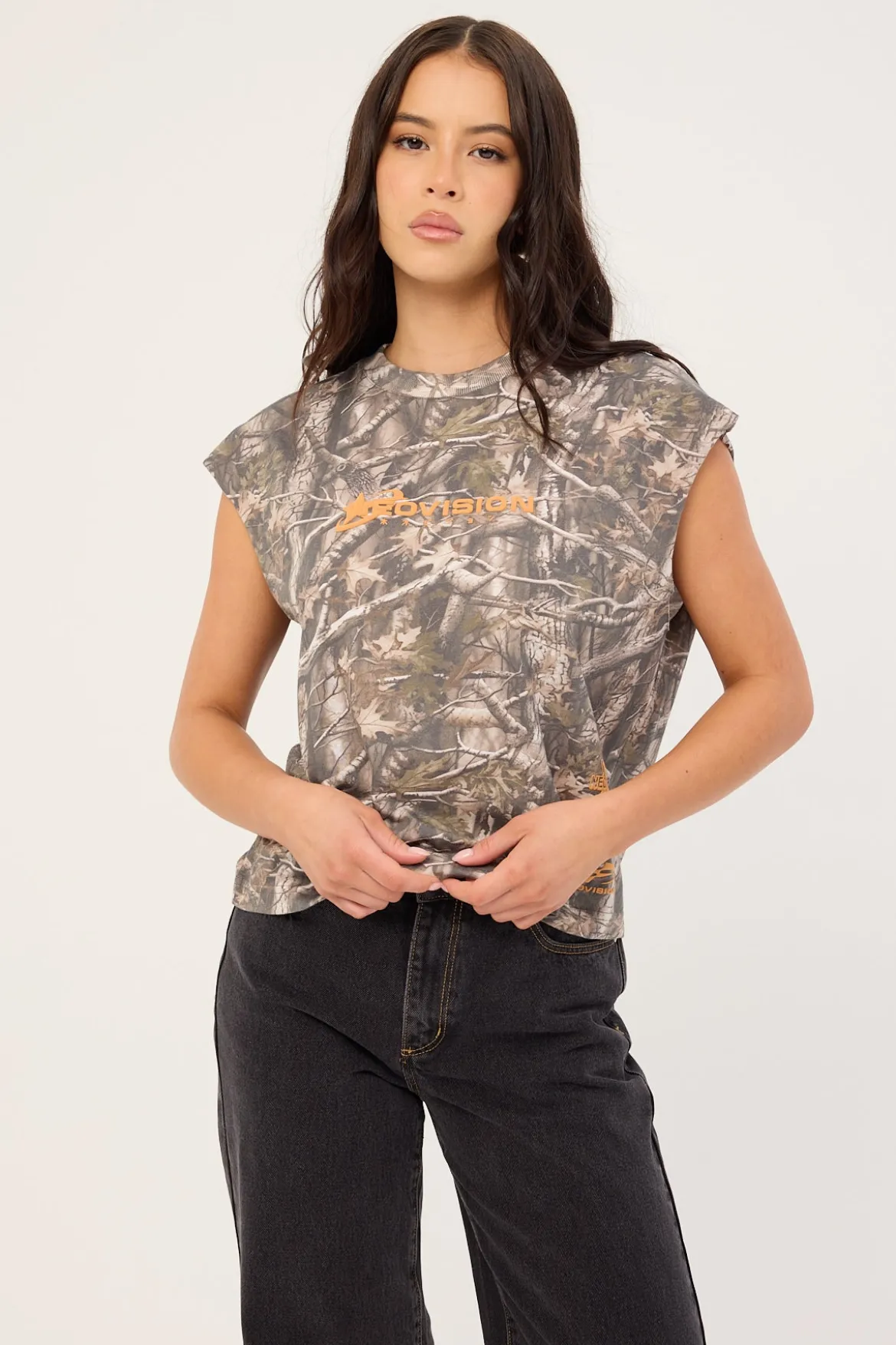 Cena Cropped Muscle Tank Camo