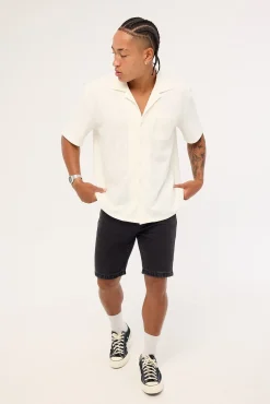 Chopped Hem Slim Straight Denim Short Aged Black