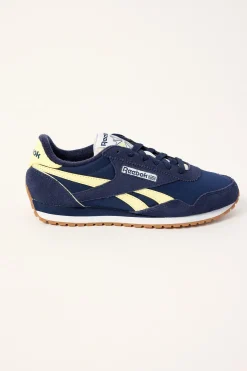 Classic Az Sneaker Vector Navy