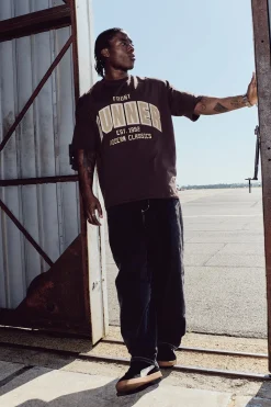 Classic Front Tee Chocolate
