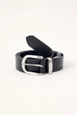 Classic Slim Leather Belt Black