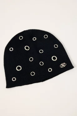 Coil Eyelet Beanie Black