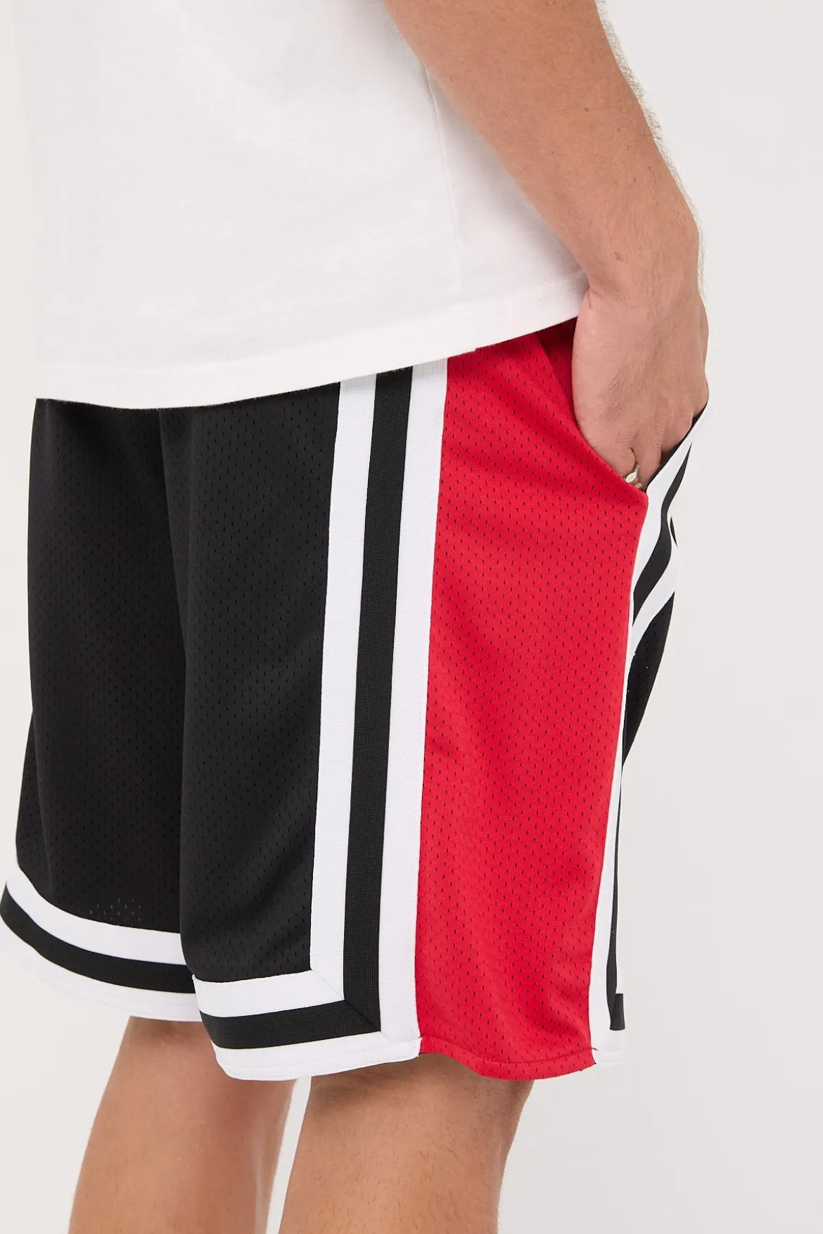 College Mesh Shorts Black/Red/White