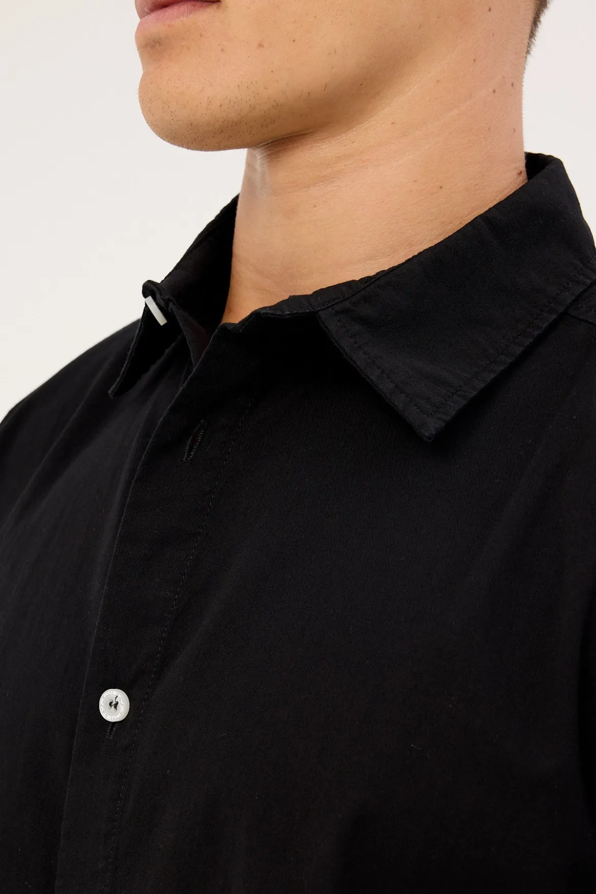 Crisis Cropped Shirt Black