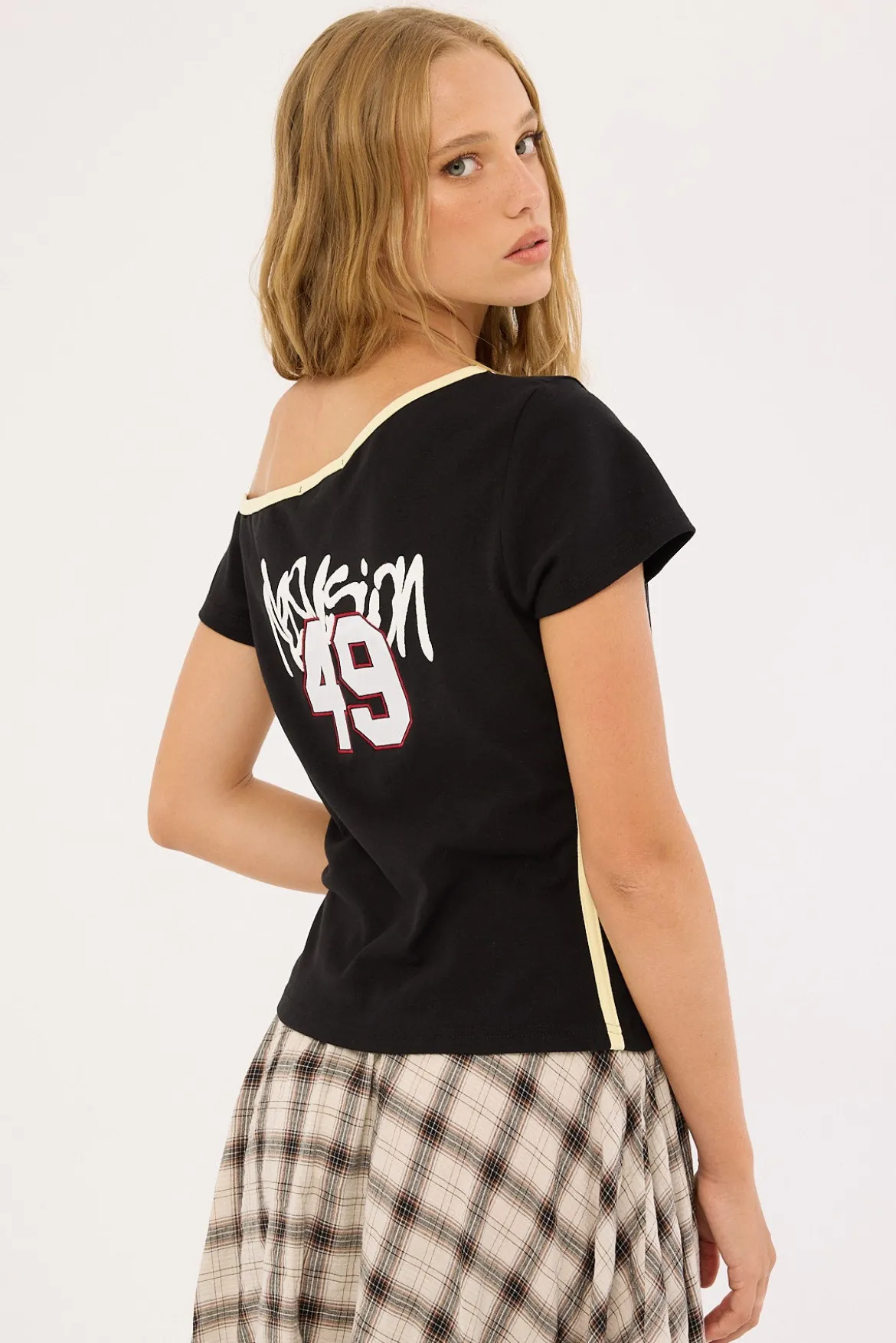 Crucial Off Shoulder Top Black