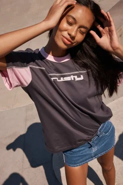 Cyberwaves Tee Coal & Pink